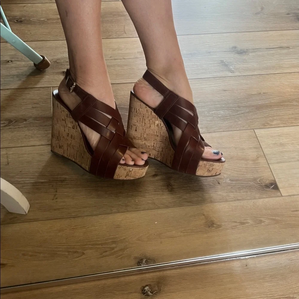 🛑 1 hour sale. Tory Burch, size 8, Sienna Chocolate Brown Cork Wedges, EUC - Picture 3 of 14